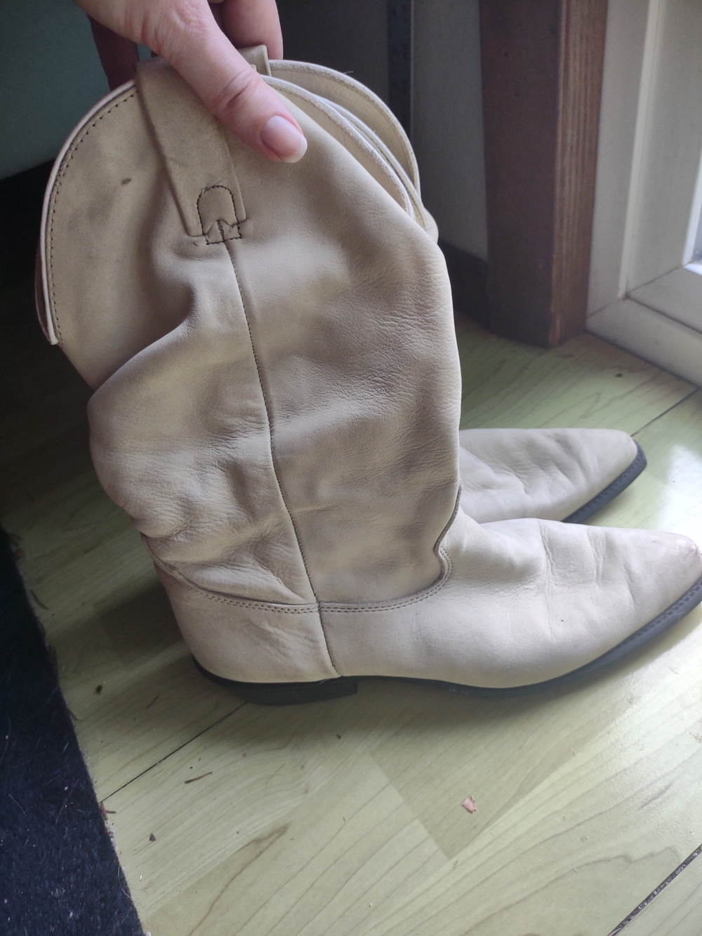 Wrangler Cream Western Leather Cowboy Boots